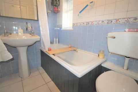 15 Sunset Avenue, Manchester, M22 4EA