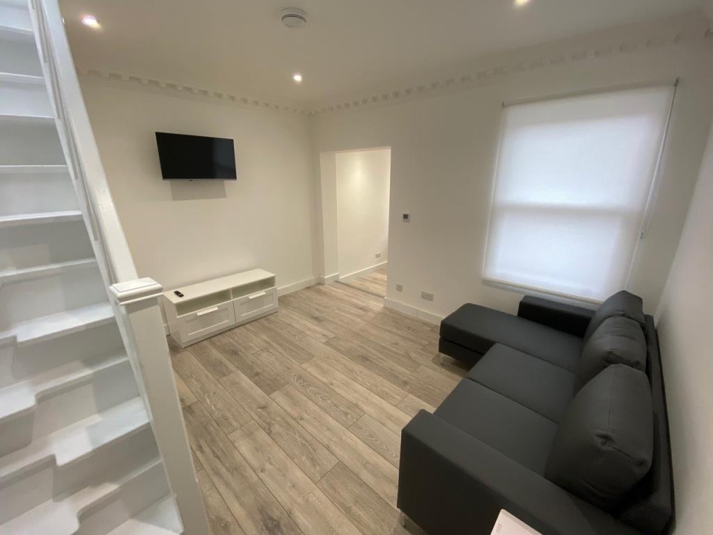 Filey Road, Reading, RG1 1 bed apartment £1,000 pcm (£231 pw)