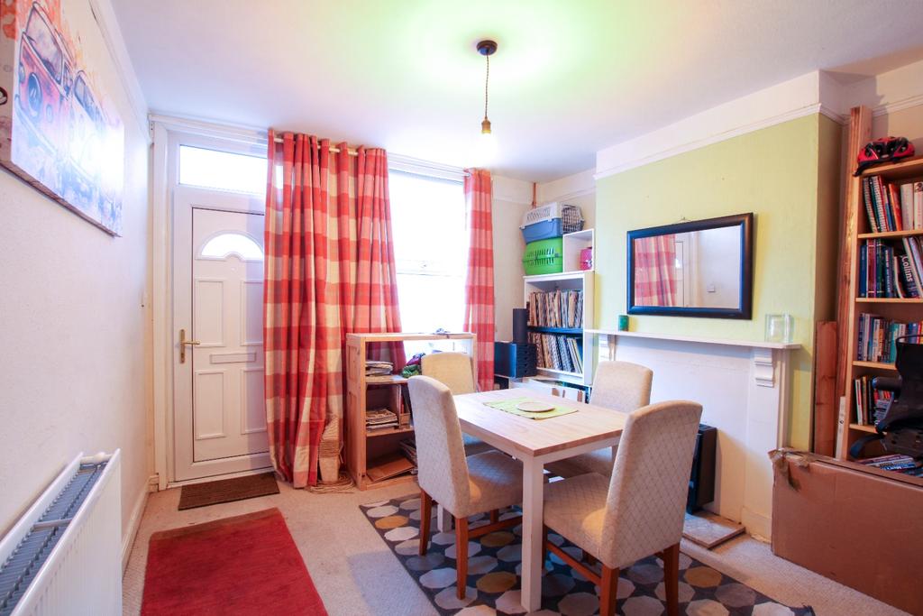 Vernon Road,Nottingham,NG6 0AZ 2 bed terraced house £125,000