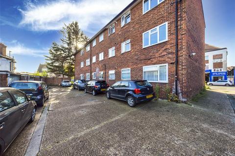 2 bedroom apartment for sale, Staines Road, Feltham, Middlesex, TW14