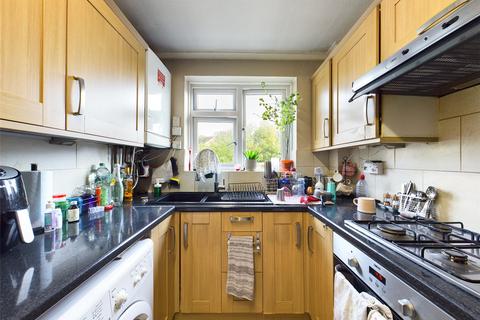 2 bedroom apartment for sale, Staines Road, Feltham, Middlesex, TW14