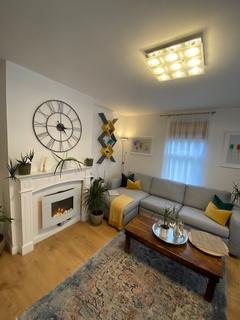 undefined, Newland Road Flat 3