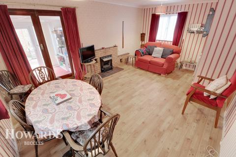 2 Caxton Mews, Beccles, NR34 9EE