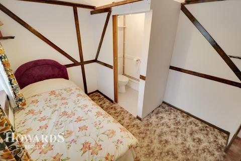 2 Caxton Mews, Beccles, NR34 9EE