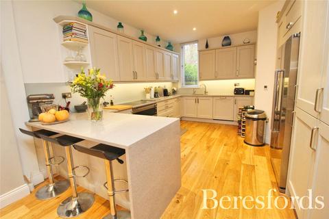 2 bedroom end of terrace house for sale - Convent Close, Upminster, RM14