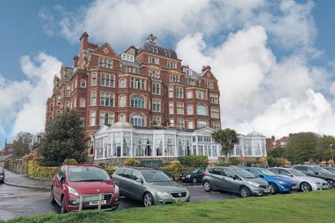 1 bedroom flat to rent, The Leas, Folkestone, CT20