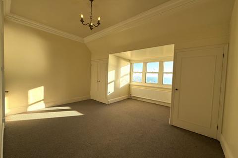 1 bedroom flat to rent, The Leas, Folkestone, CT20