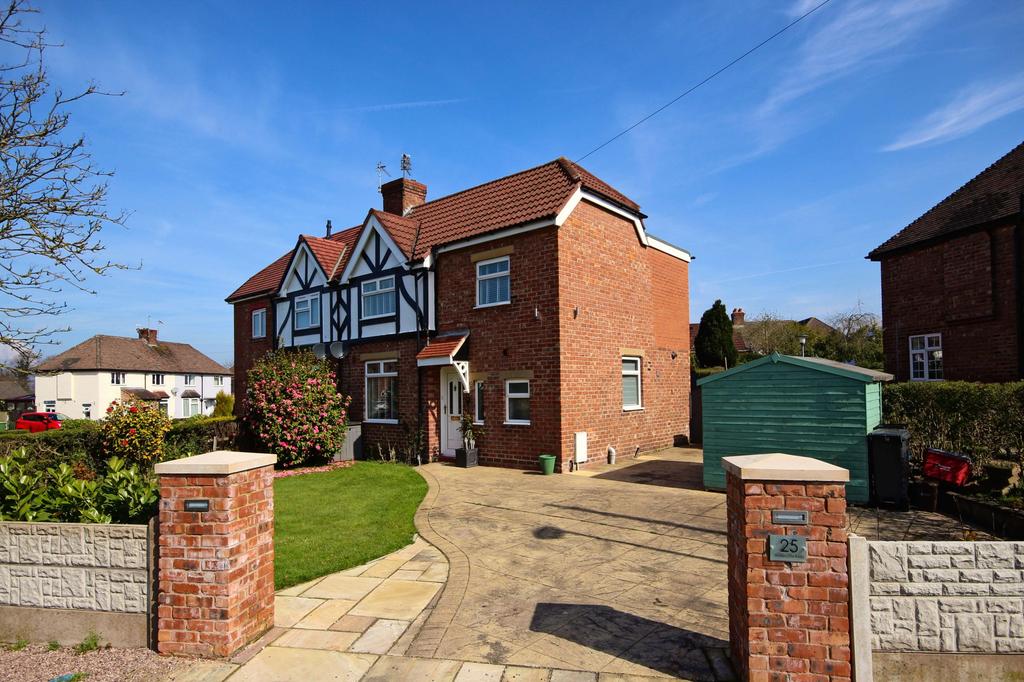 Wallerscote Road, Weaverham... 3 bed semidetached house £220,000