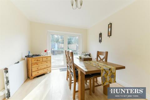 20 Cumnor Road, Sutton, SM2 5DW