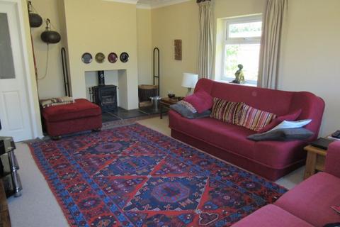 3 bedroom bungalow to rent, Chequers Road, Grimston, PE32