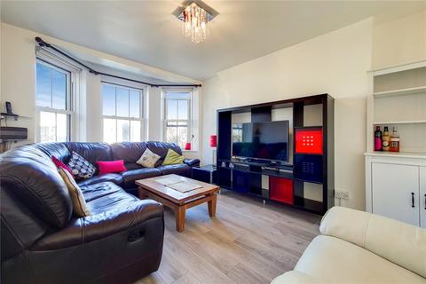 3 bedroom maisonette to rent, Camden Park Road, Camden, London