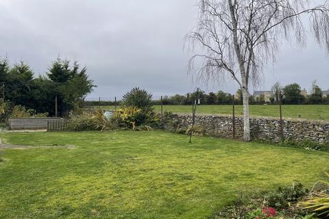 13 Bettertons Close, Fairford, GL7 4HY