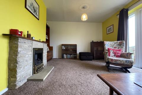 13 Bettertons Close, Fairford, GL7 4HY