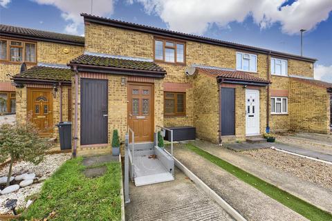 42 Larkham Close, Feltham, TW13 4QN