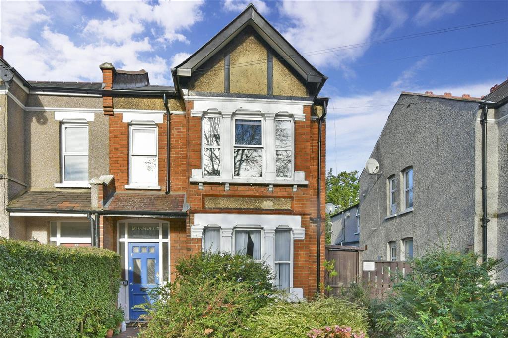 Morton Gardens, Wallington, Surrey Studio