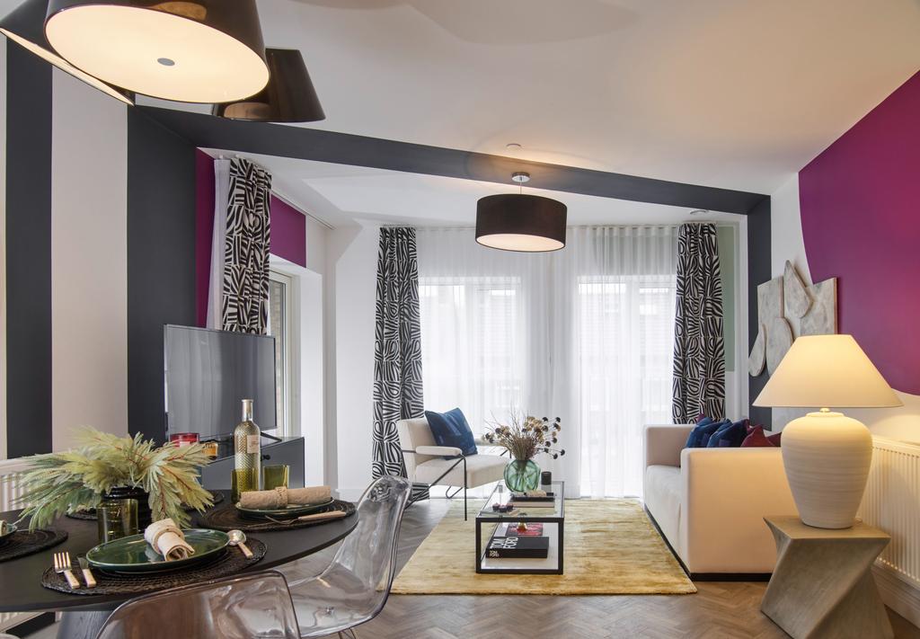 Bluenote Living area.jpg