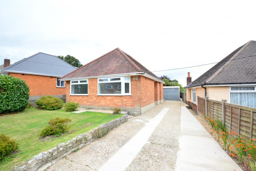 High Howe Lane, Bournemouth, BH11 9QU 2 bed detached bungalow £350,000