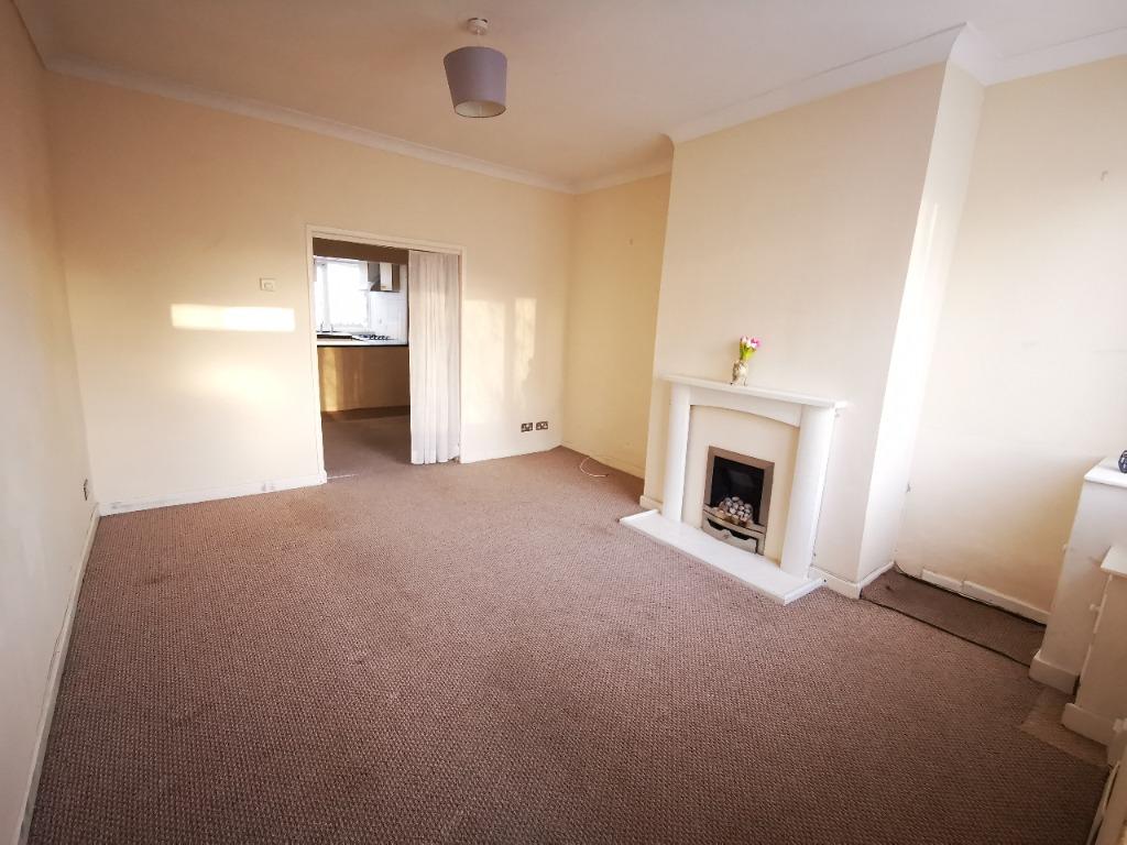 Derbyshire Hill Road, St Helens, WA9 2 bed terraced house £75,000