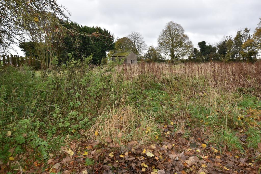 East Side of Deers Leap, Ulceby... Land £45,000