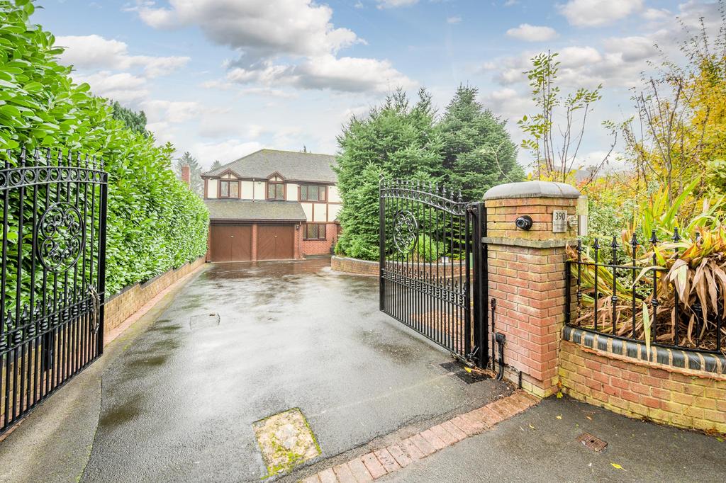 Bromsgrove Road, Hunnington... 5 bed detached house £995,000