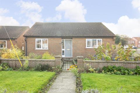 43 Firthland Road, Pickering, YO18 8BZ