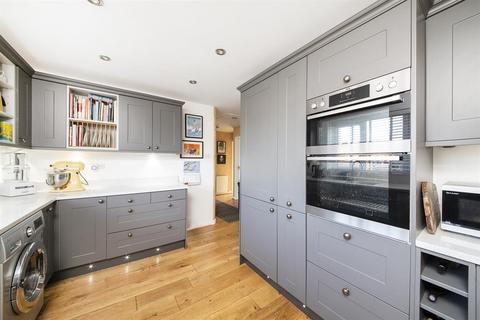 43 Firthland Road, Pickering, YO18 8BZ