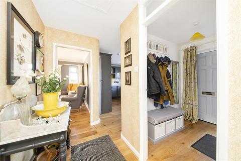 43 Firthland Road, Pickering, YO18 8BZ