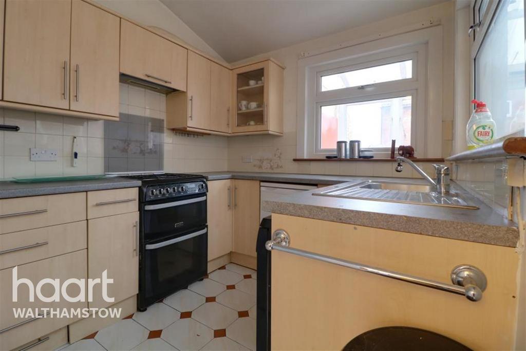 Chingford Mount Road, Chingford 1 bed in a house share to rent £625