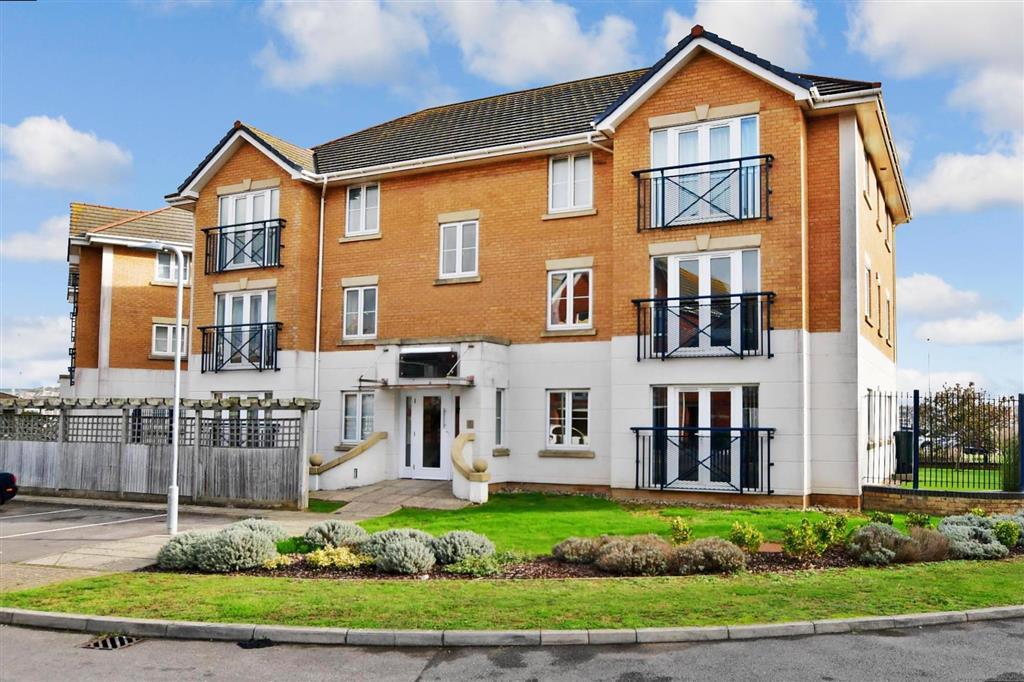 West Quay, Newhaven, East Sussex 2 bed ground floor flat £279,950