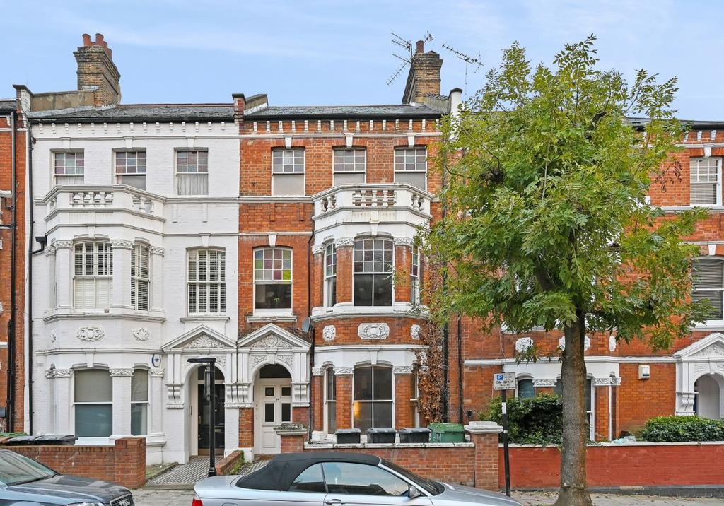 56C Mazenod Avenue, West Hampstead... 2 bed flat £400,000