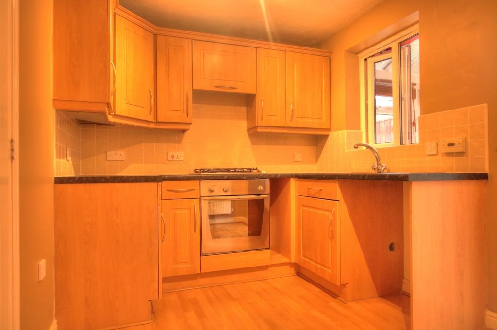 Oakwell Court, Hamsterley Colliery... 2 bed semidetached house £550