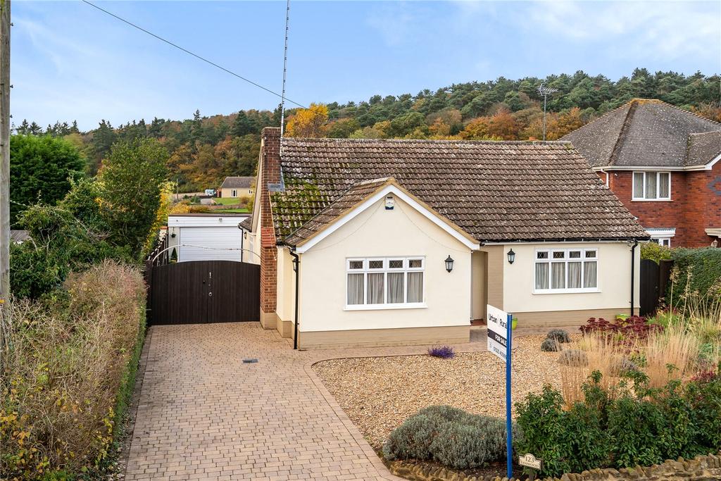 Clophill Road, Maulden, Bedfordshire... 3 bed bungalow £595,000