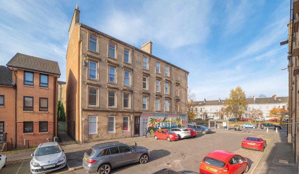 Annbank Street, Flat 3/2, Dennistoun, Glasgow, G31 1ST 2 bed flat £