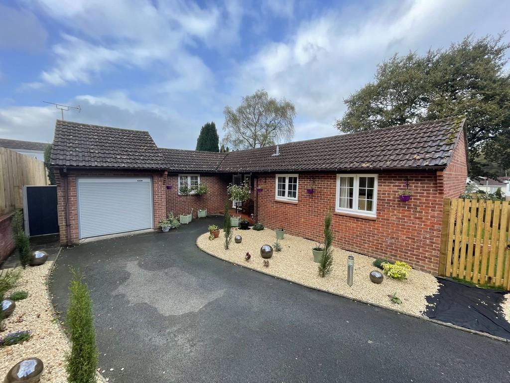 Fern Road, Newton Abbot 3 bed detached bungalow £425,000