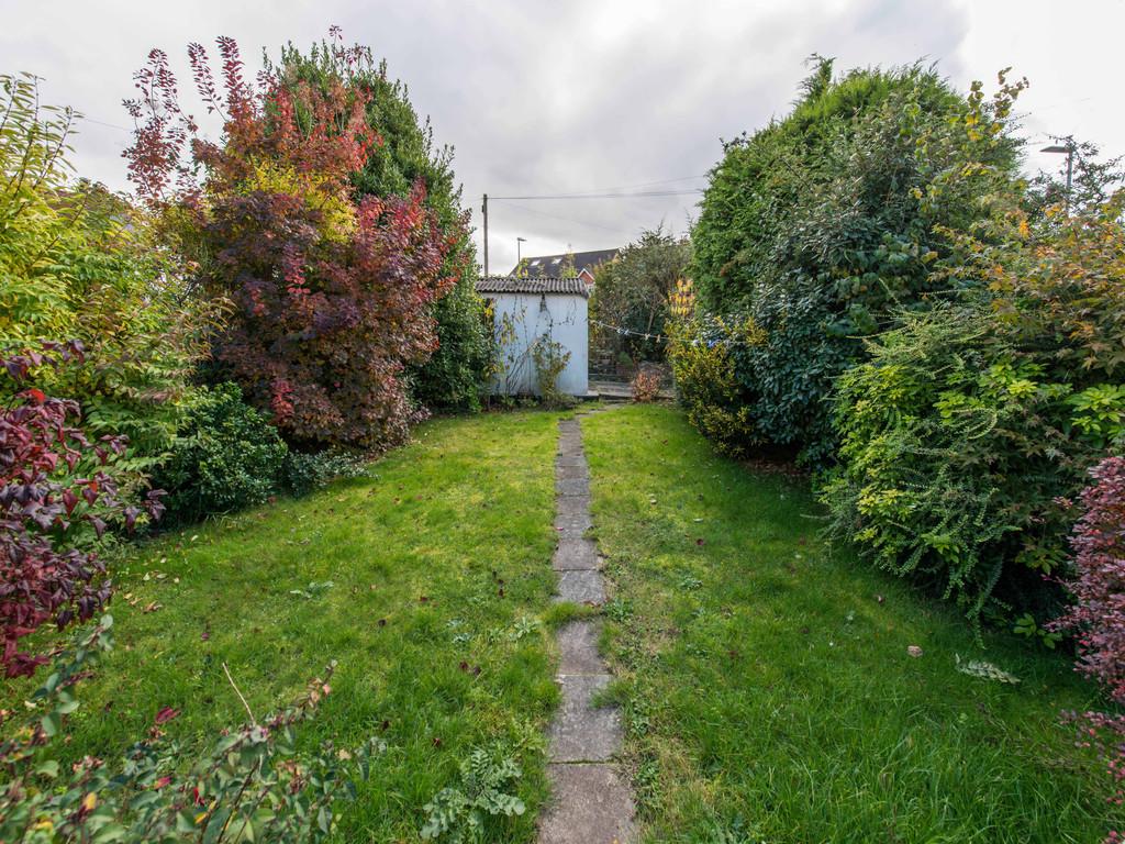 Gomshall Avenue, Wallington 3 bed end of terrace house £500,000