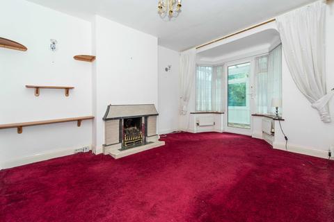 56 Gomshall Avenue, Wallington, SM6 8NY