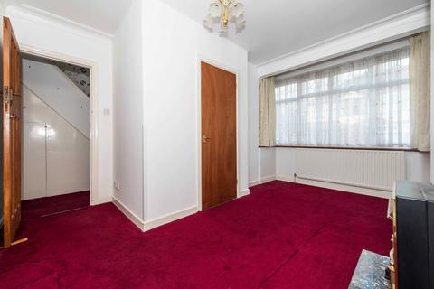 56 Gomshall Avenue, Wallington, SM6 8NY