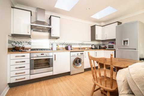 95 Arudur Hen, Radyr, Cardiff, CF15 8FX