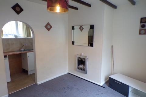8 Back Field, Thornton, Bradford, BD13 3EX