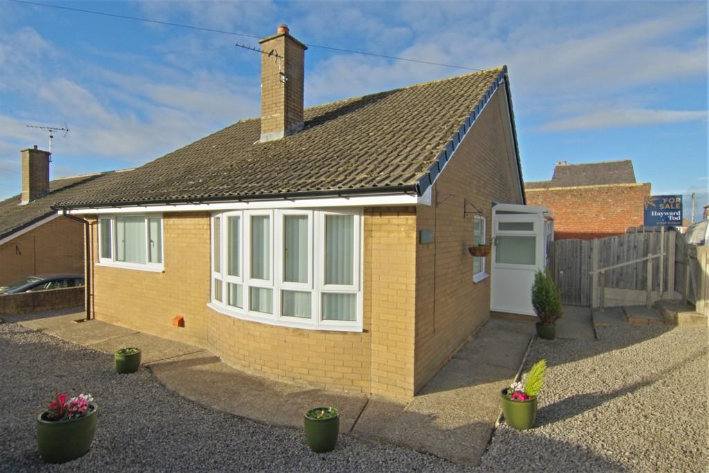 Beck Close, Carlisle 2 bed detached bungalow - £185,000