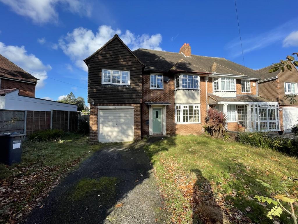 Dovehouse Lane, Solihull 4 bed semidetached house £440,000