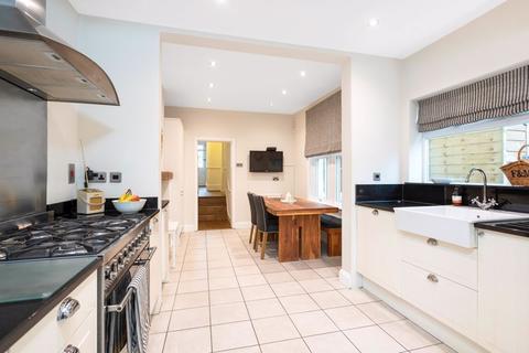 25 Gerda Road, London, SE9 3SW