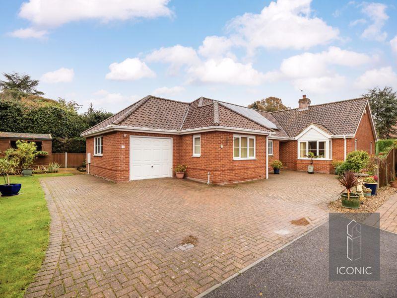 Percy Howes Close, Thorpe End, Norwich 4 bed detached bungalow £550,000