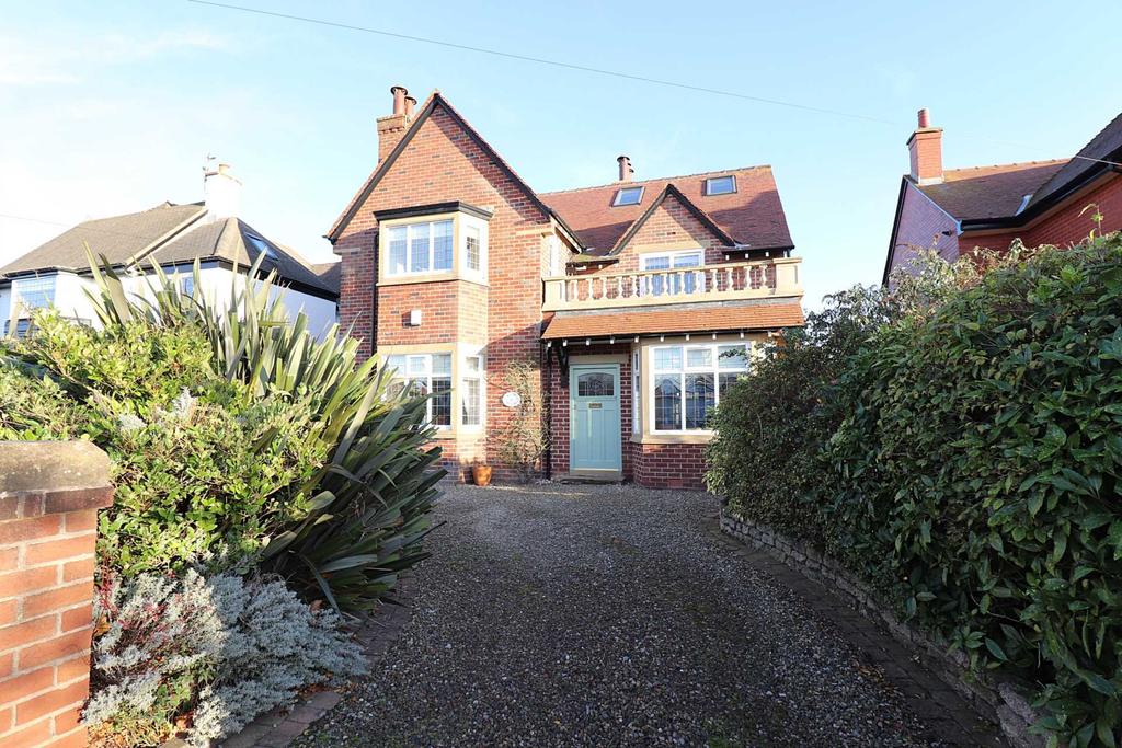 Denford Avenue, St Annes 4 bed detached house for sale £675,000