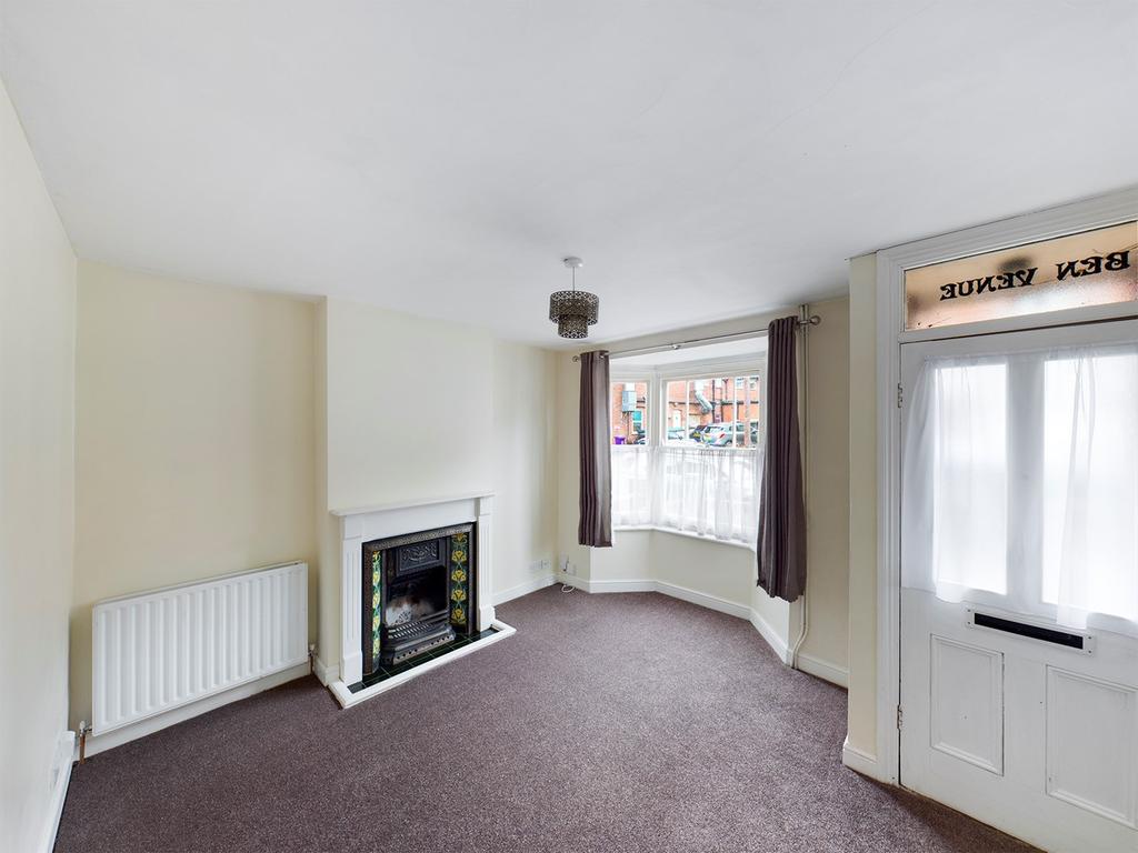 Brampton Park Road, Hitchin, SG5 2 bed terraced house £475,000