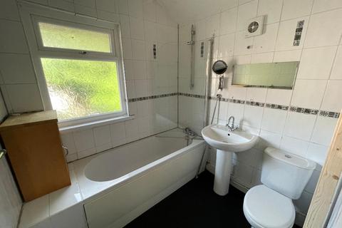 undefined, Sherwood Avenue, Fallowfield, M14 6EA