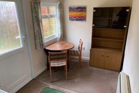2 bedroom detached bungalow for sale - Trelawney Road, St. Austell