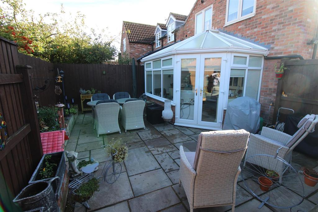 Middle Street, Hose, Melton Mowbray 3 bed semidetached house £349,995