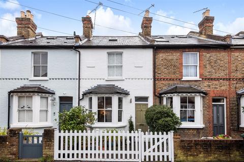 37 New Road, Richmond, TW10 7HZ