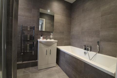 52 Browning Avenue, Worcester Park, KT4 8AX
